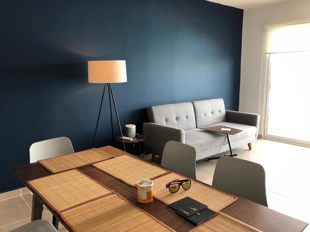 Departamento En Cancun Con 7 Albercas Tipo Playa Y Laguna Ngoại thất bức ảnh
